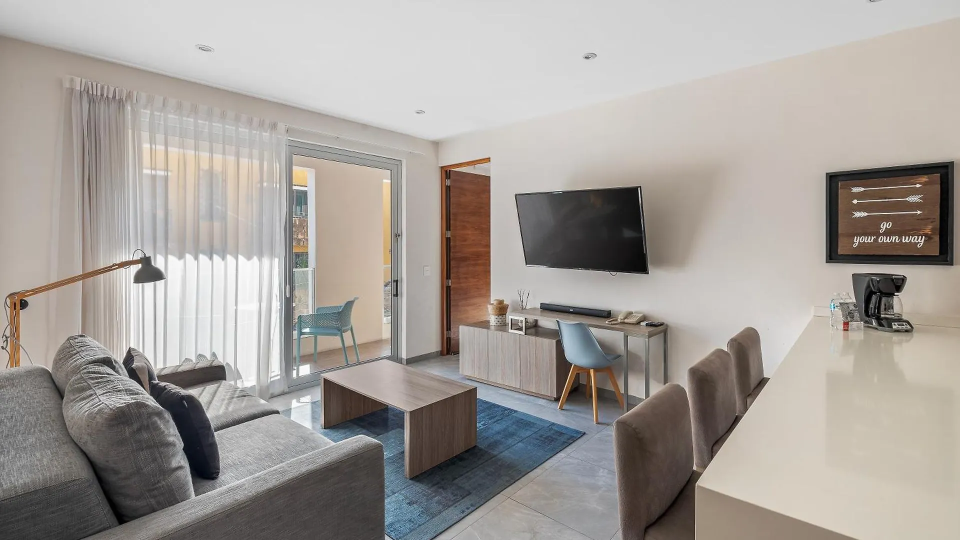 Luxury Condo 2 Hab Cocina Ac Gym Pool Cine プレヤデルカーメン