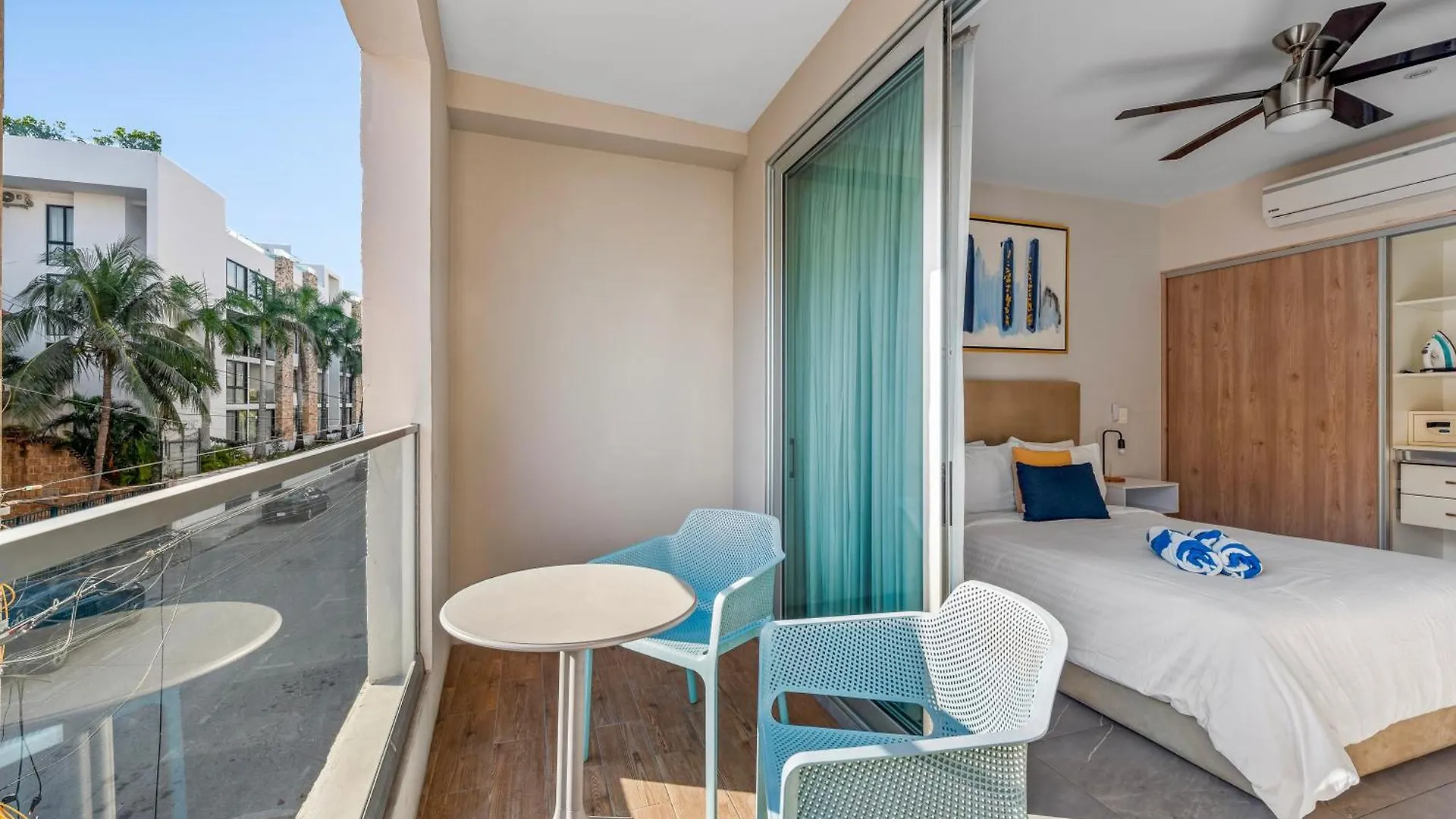 Luxury Condo 2 Hab Cocina Ac Gym Pool Cine プレヤデルカーメン