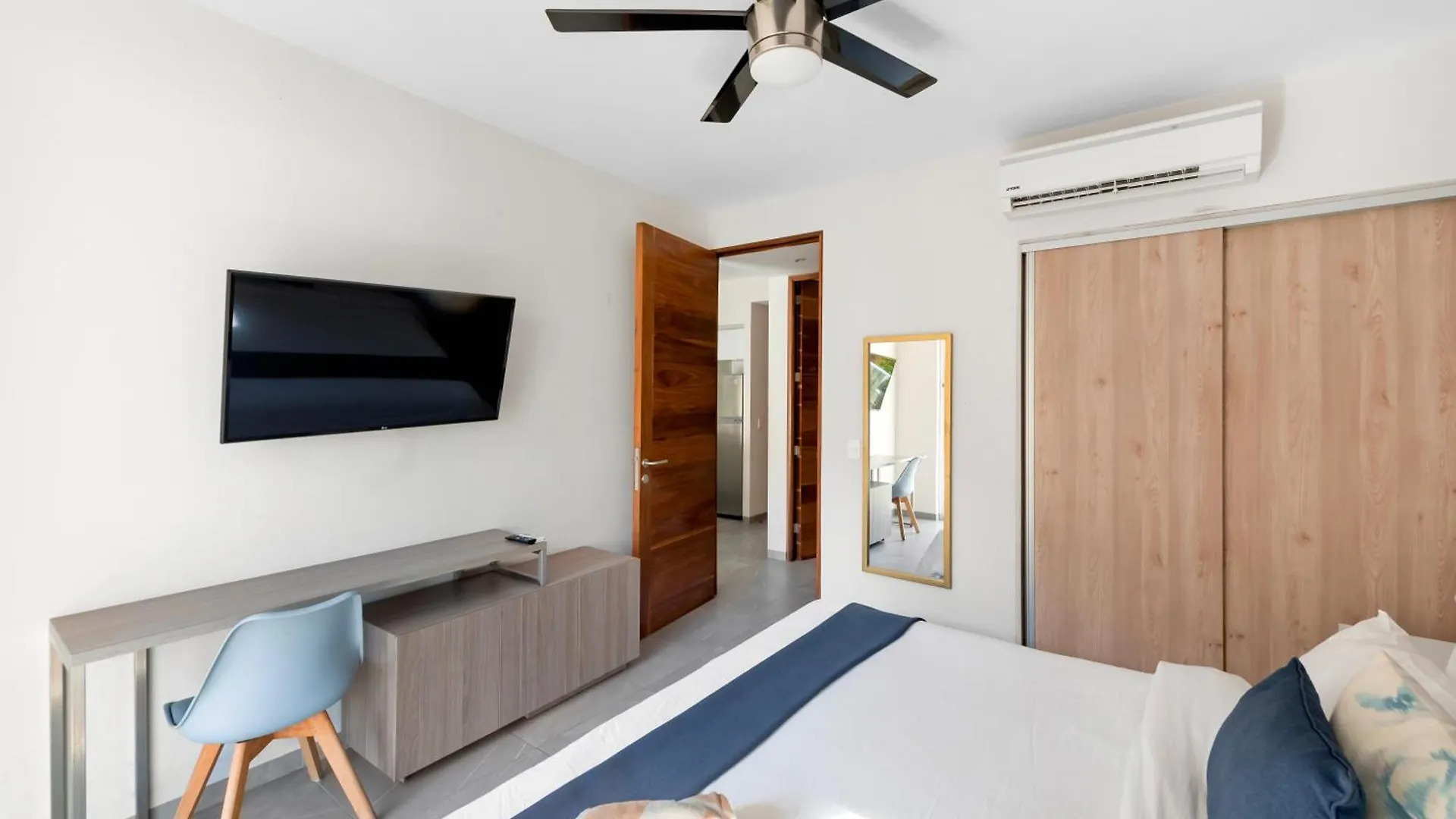 Luxury Condo 2 Hab Cocina Ac Gym Pool Cine プレヤデルカーメン アパート